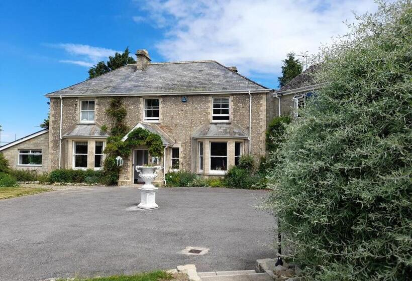 Пансион Fairwater Head