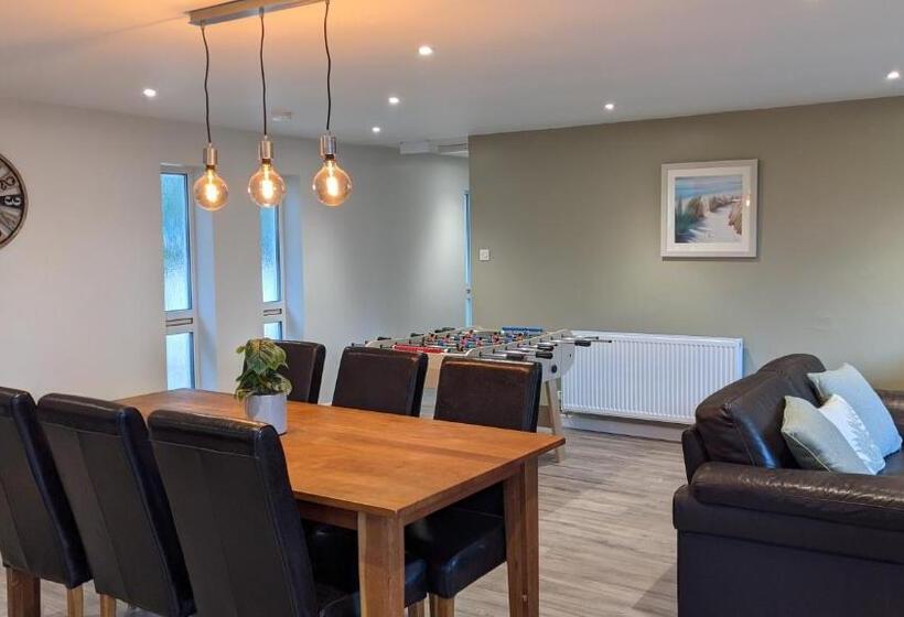 Пансион Fairwater Head