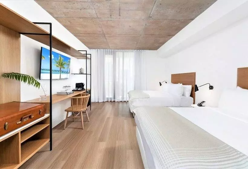 Upsun Hotel & Social Club