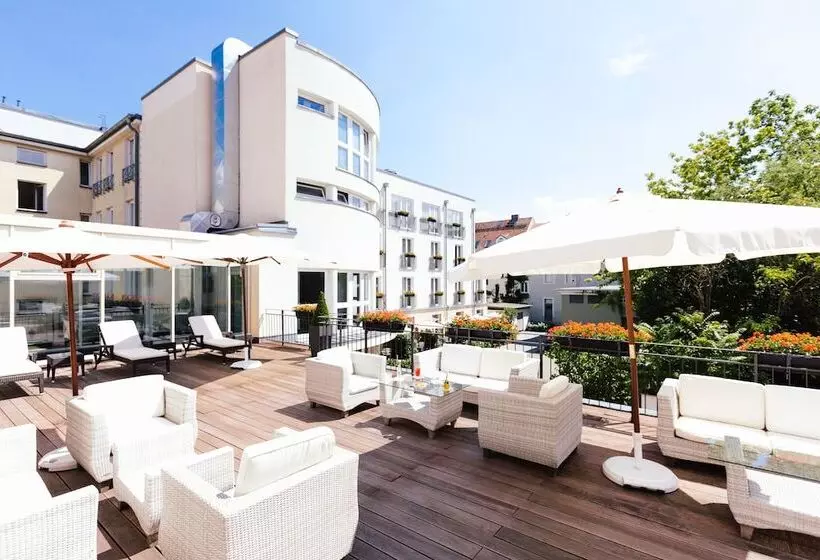 בית מלון כפרי Brandenburger Tor Potsdam