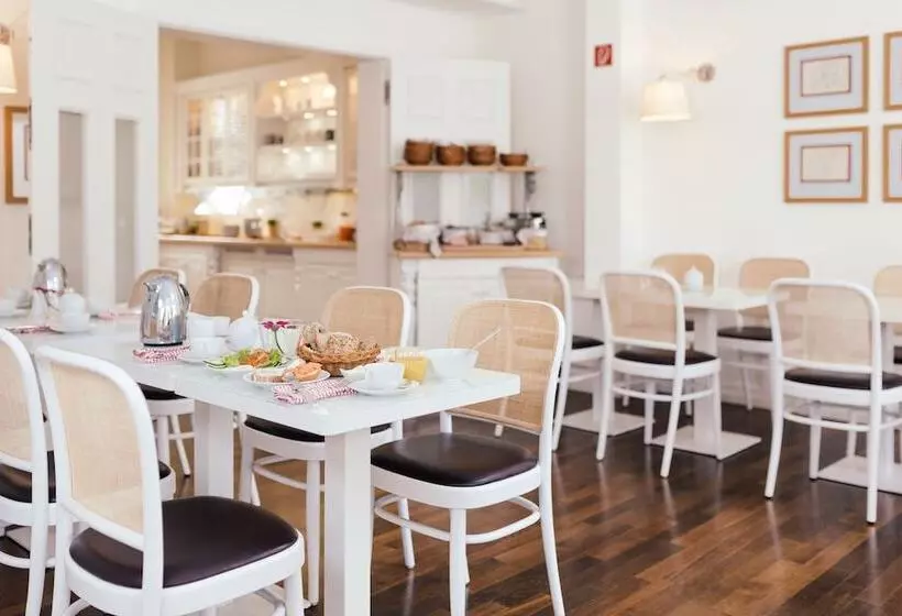 בית מלון כפרי Brandenburger Tor Potsdam