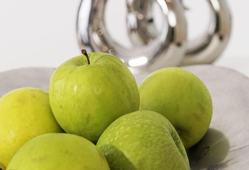 בית מלון כפרי Central