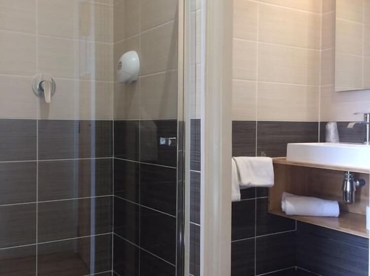 בית מלון כפרי Hôtel De La Paix