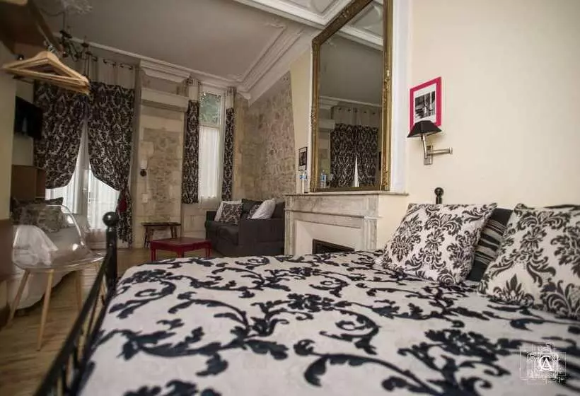 호텔 Hôtel De La Paix