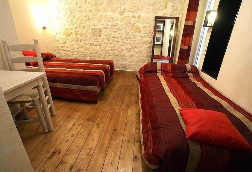 בית מלון כפרי Hôtel De La Paix