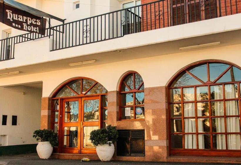 هتل Pueblo Huarpe