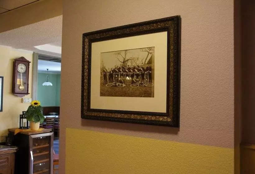 호텔 & Pension Müllers Gasthof