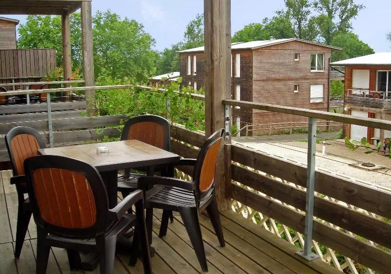 Hotel Le Hameau De Montréal