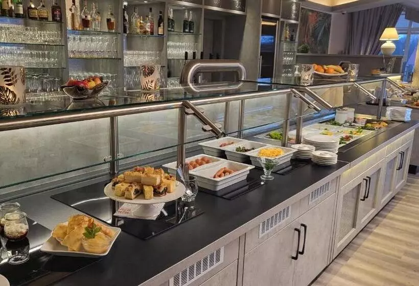 Отель Marschall Duroc