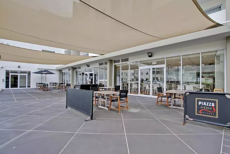 ホテル Quality Suites Pioneer Sands