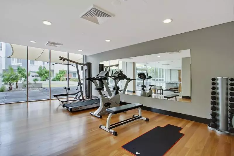 ホテル Quality Suites Pioneer Sands