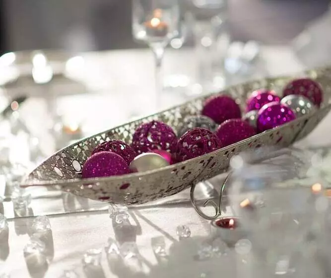 ホテル Quality Suites Pioneer Sands