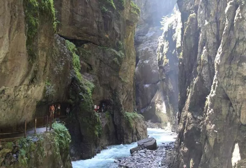 Отель Schloss Elmau Luxury Spa Retreat & Cultural Hideaway