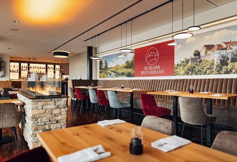 Schlosshotel Hellenstein