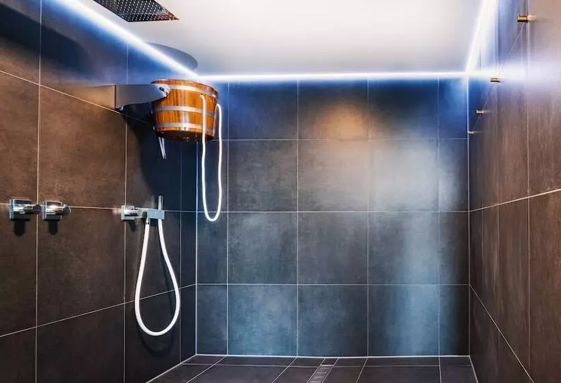 Schlosshotel Hellenstein