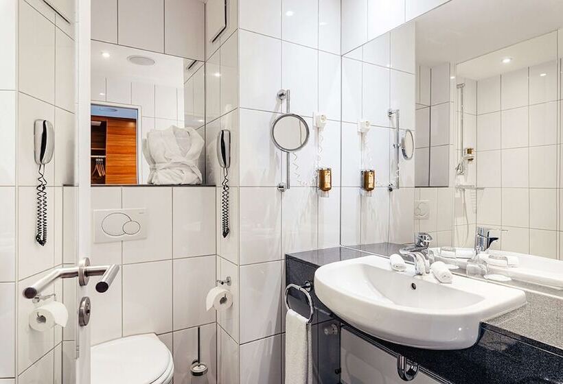 Schlosshotel Hellenstein