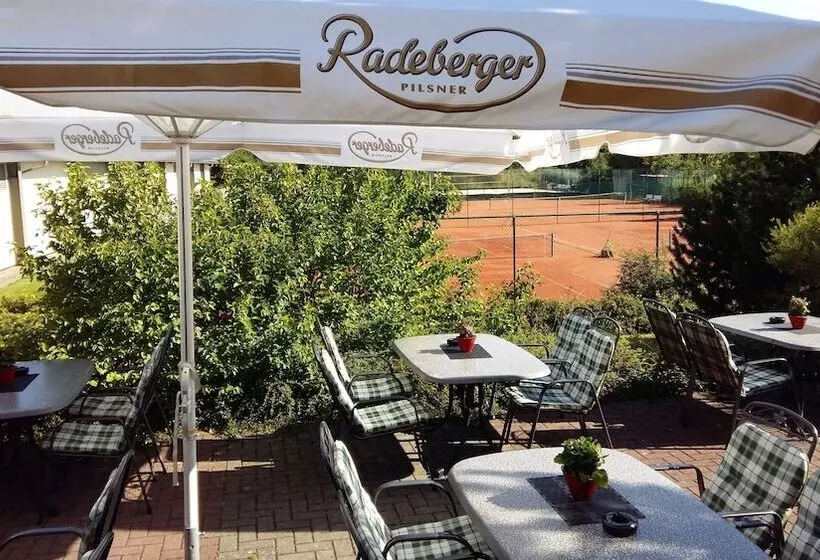 Отель Sportwelt Radeberg