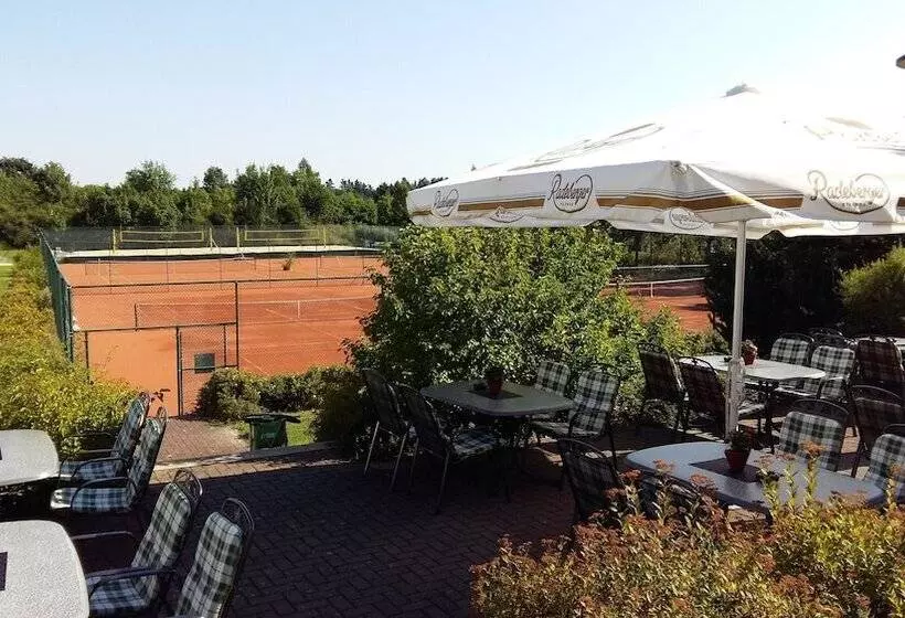 Отель Sportwelt Radeberg