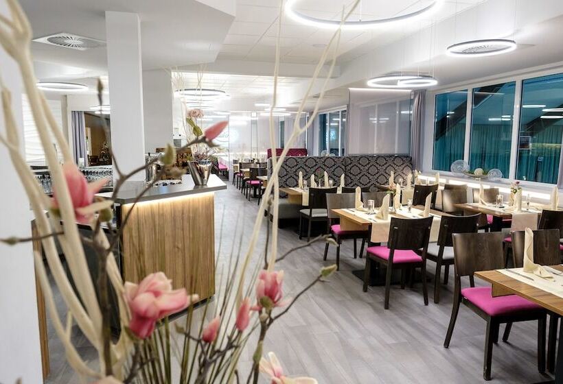 Отель Sportwelt Radeberg