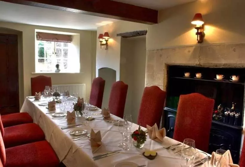 Отель The Old Priory