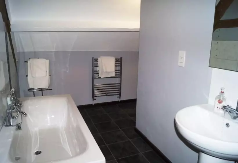 Отель The Old Priory