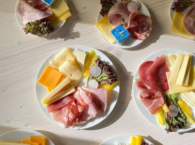 Town Hotel Wiesbaden Kleines Privathotel In Bestlage