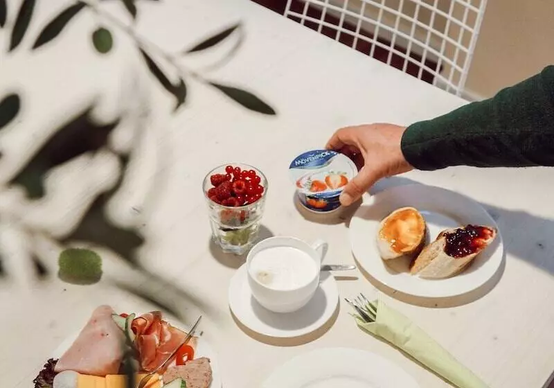 Town Hotel Wiesbaden Kleines Privathotel In Bestlage