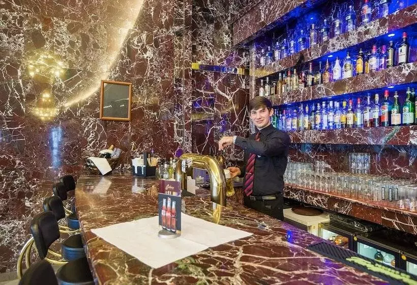 בית מלון כפרי Unique Dortmund Hauptbahnhof