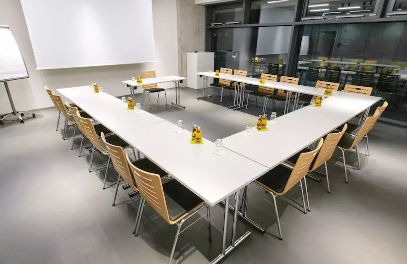 V8 Hotel Classic Motorworld Region Stuttgart