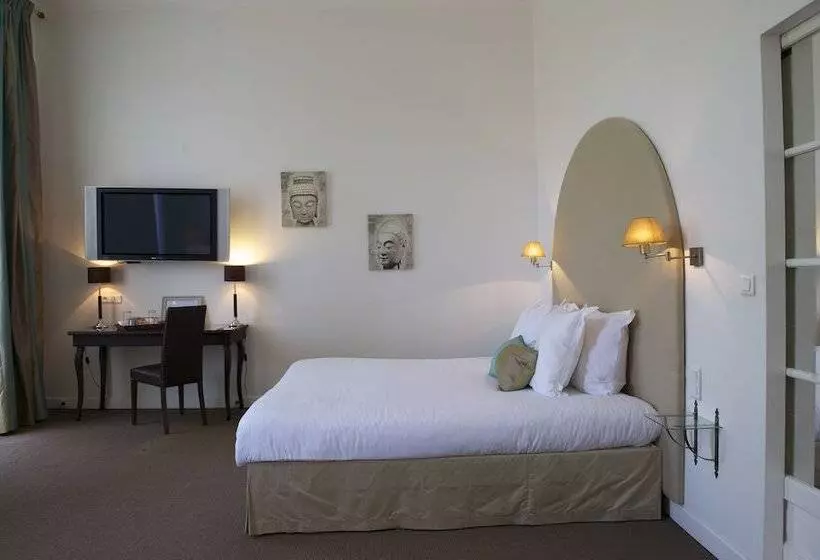 Отель Villa Léopoldine