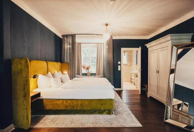 هتل Villa Sorgenfrei & Restaurant Atelier Sanssouci