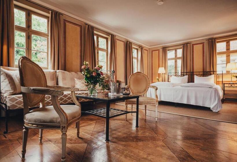 فندق Villa Sorgenfrei & Restaurant Atelier Sanssouci