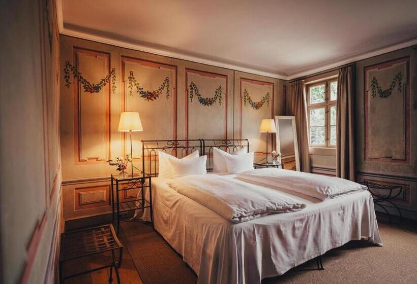 فندق Villa Sorgenfrei & Restaurant Atelier Sanssouci