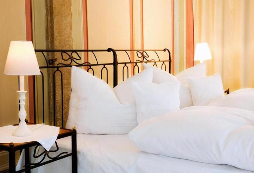 فندق Villa Sorgenfrei & Restaurant Atelier Sanssouci