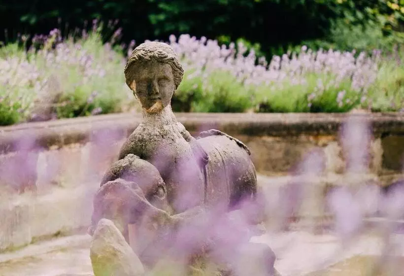 هتل Villa Sorgenfrei & Restaurant Atelier Sanssouci