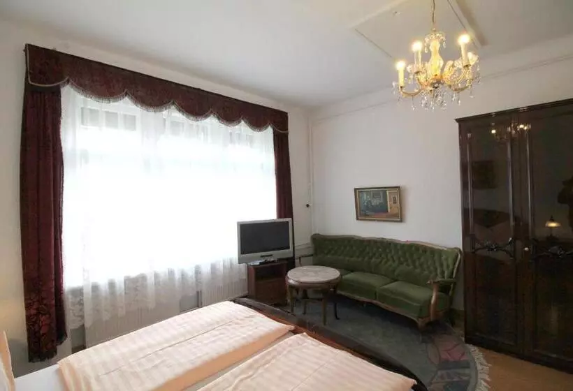 Отель Zu Den Linden