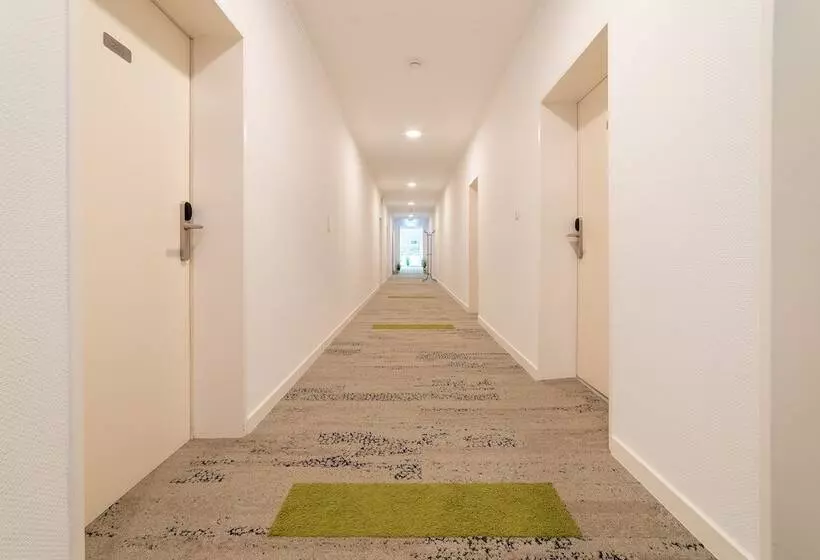 هتل Zum Kuhhirten