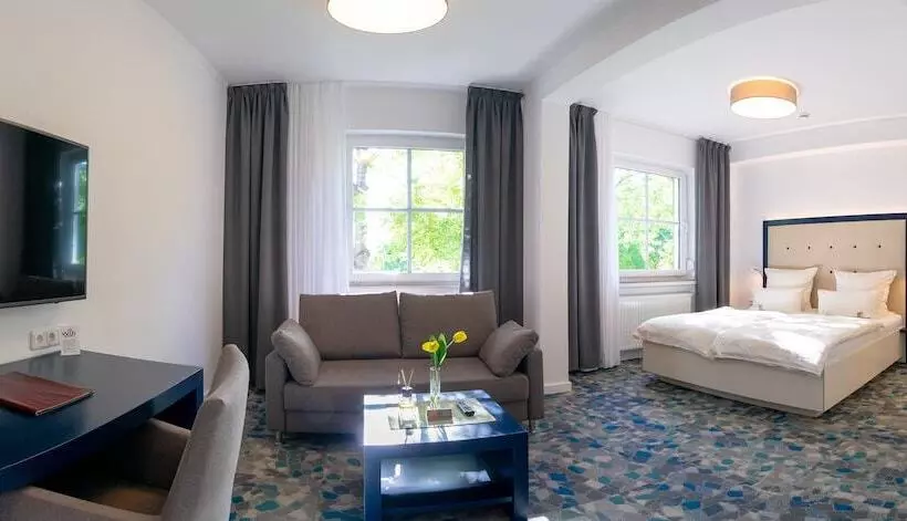 هتل Zum Kuhhirten