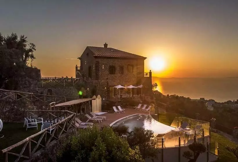 Aamiaismajoitus (B&B) Agriresort Villa Edera