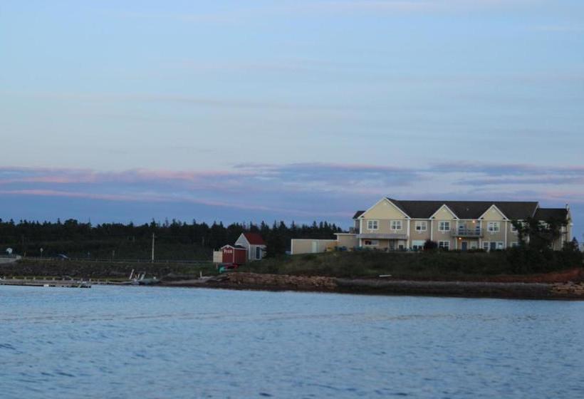 Bed and Breakfast Inn At The Pier