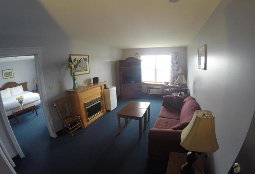 Bed and Breakfast Inn At The Pier