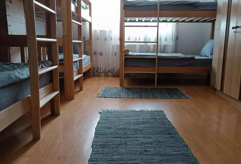 هاستل City Park Apartments