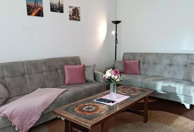 هاستل City Park Apartments