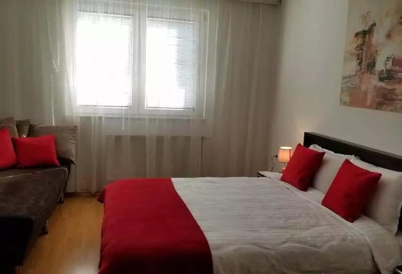 هاستل City Park Apartments