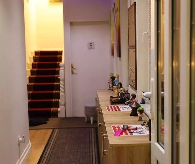 هاستل City Park Apartments