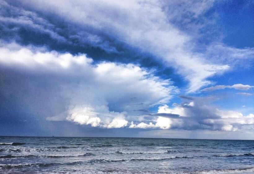 בית מלון כפרי Astor