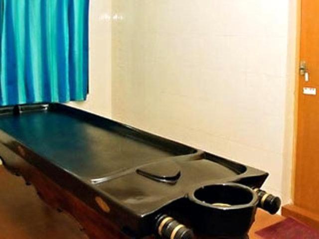 호텔 Issacs Regency