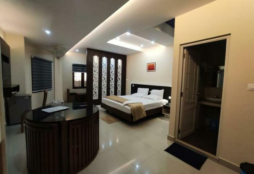 호텔 Issacs Regency