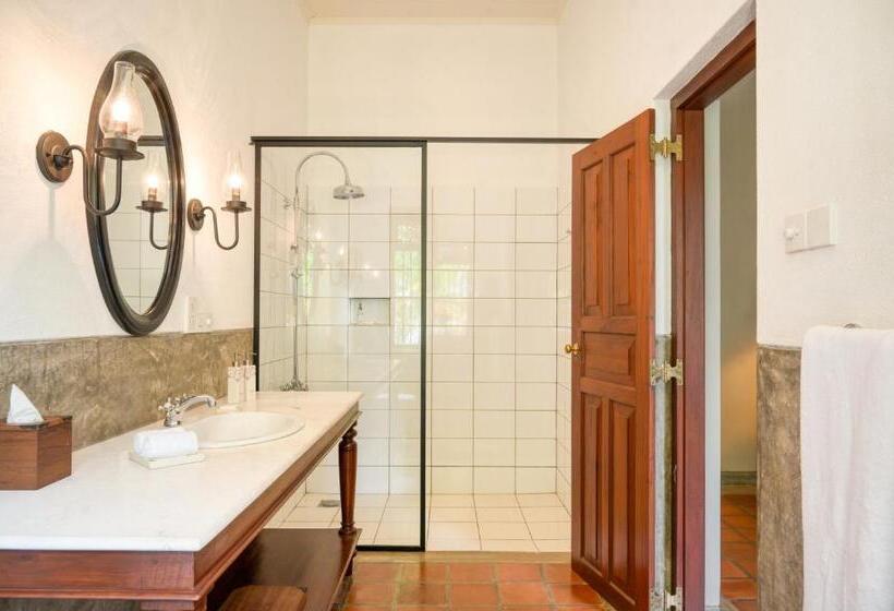 酒店 Uga Riva Negombo