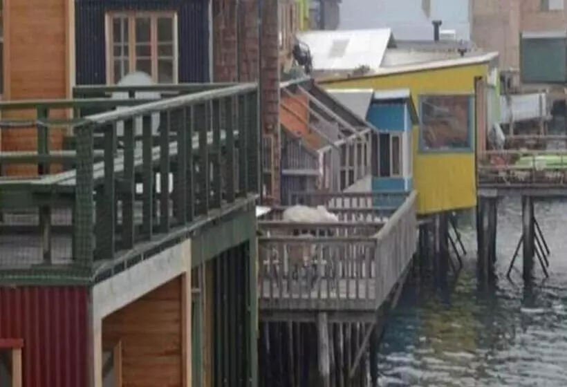 Palafito Verde Apart